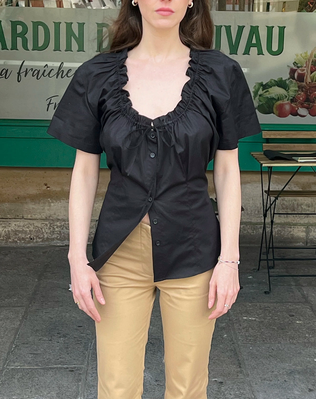 La Blouse Flora noire, vue 1