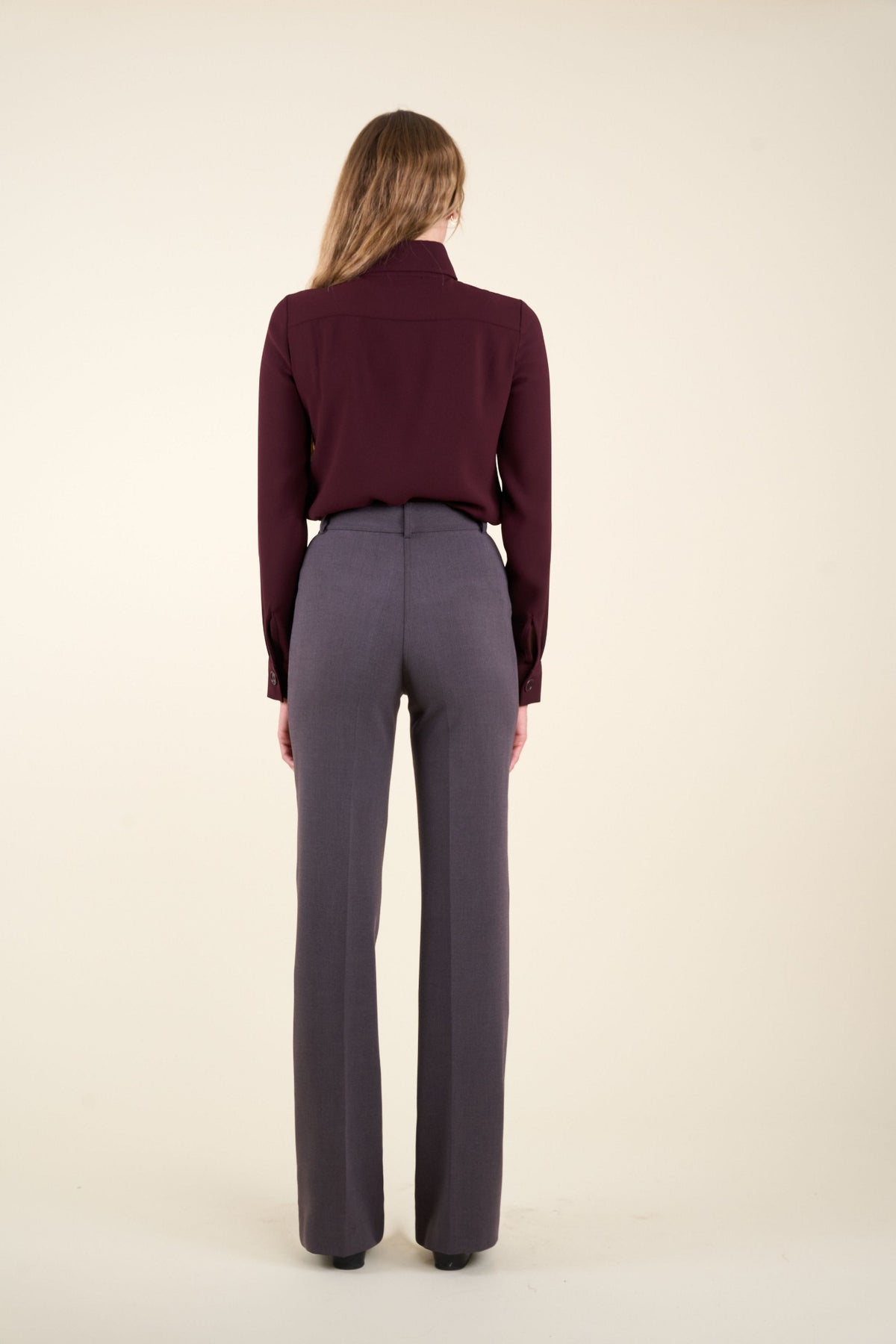 Le Pantalon Jeanne aubergine, vue 4