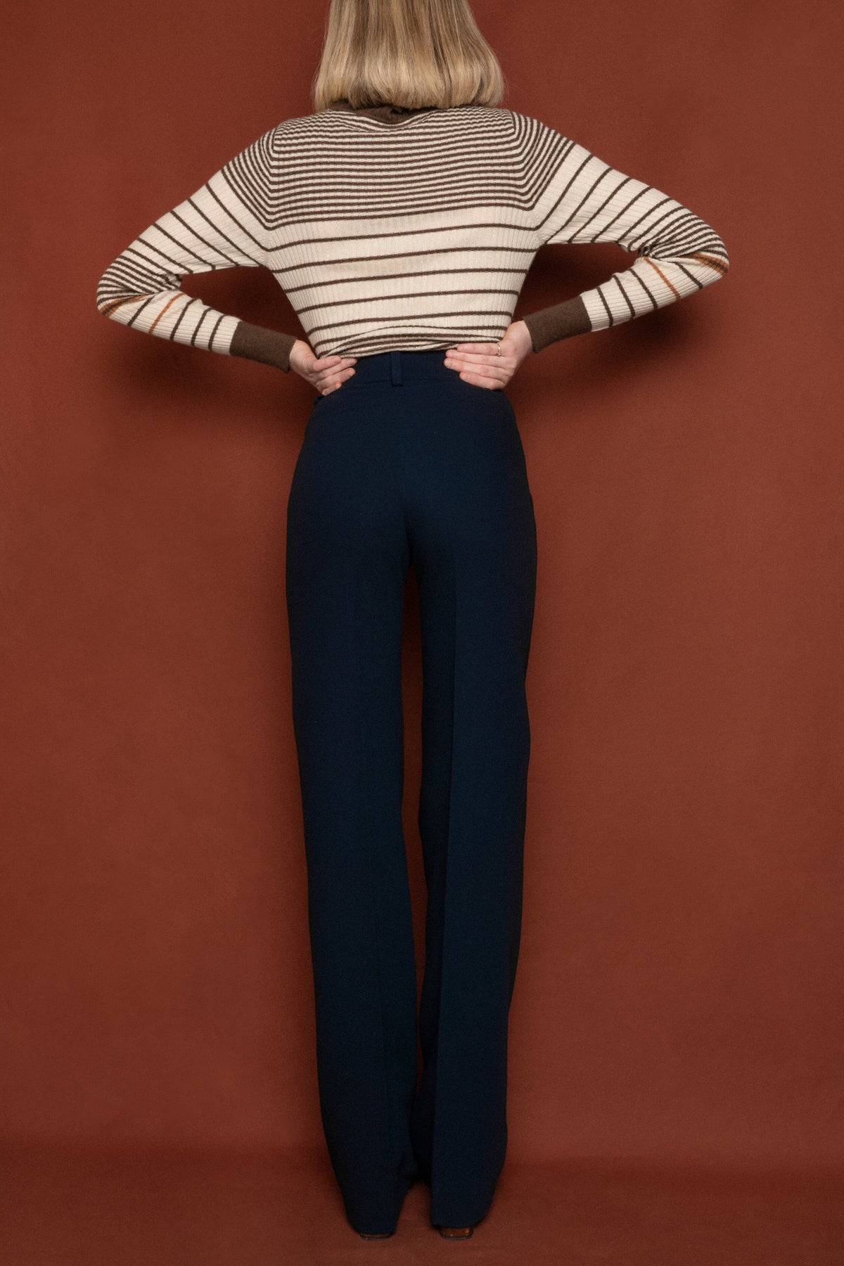 Le Pantalon Jeanne marine, vue 4