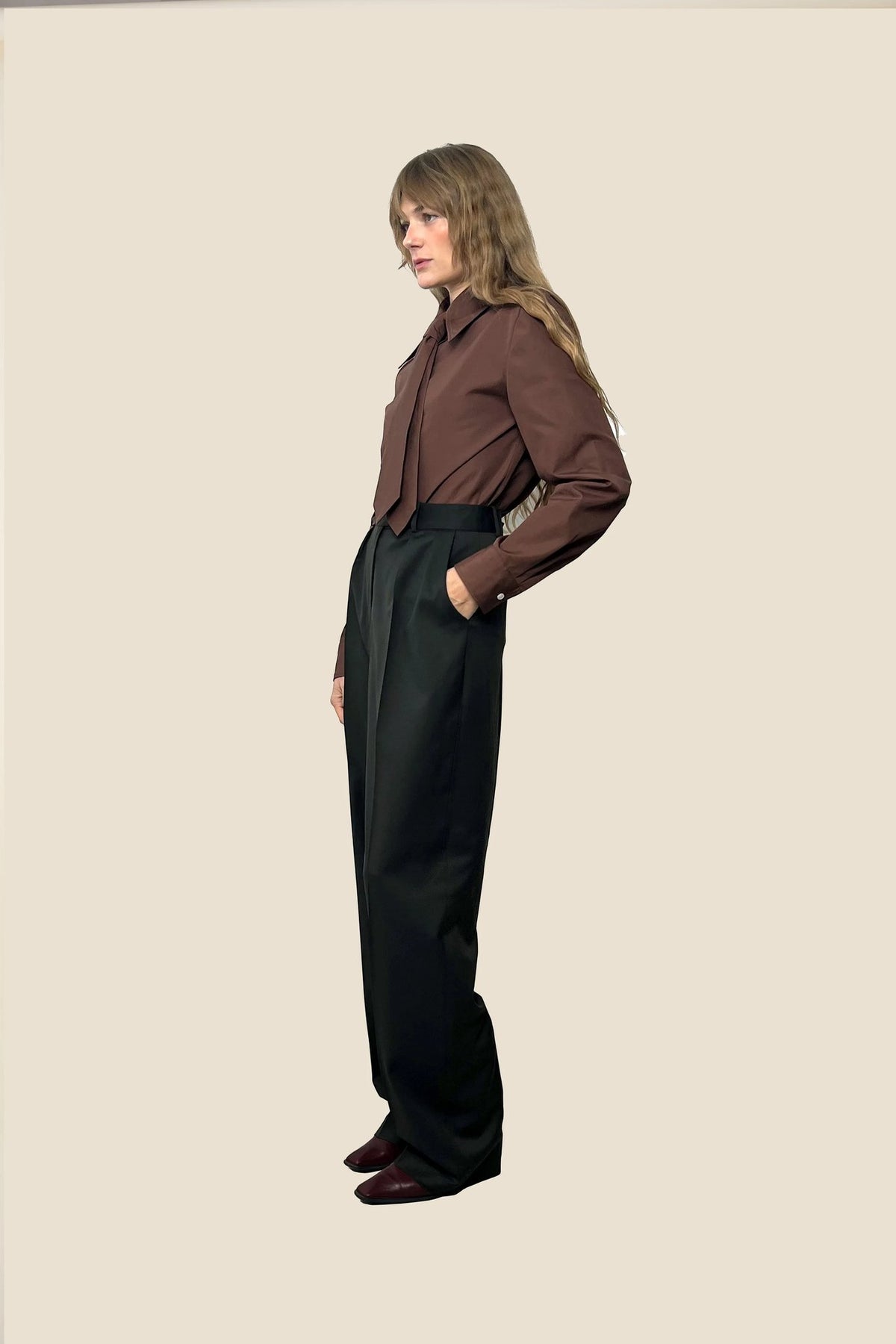 Le Pantalon Yves tourbe, vue 1