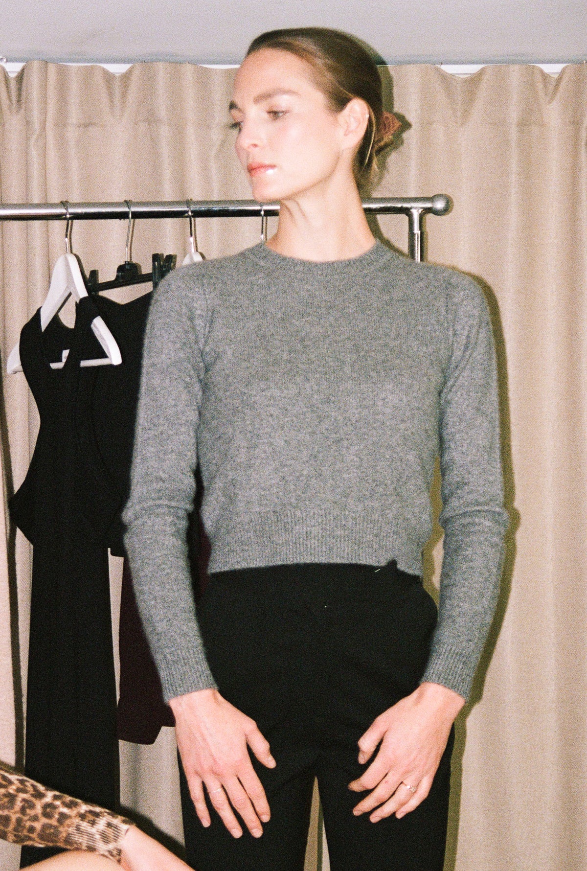 Pull BB gris chiné,vue 2