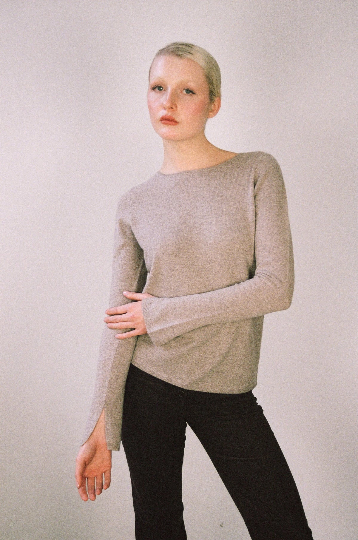 Le Pull Finley beige minéral, vue 1