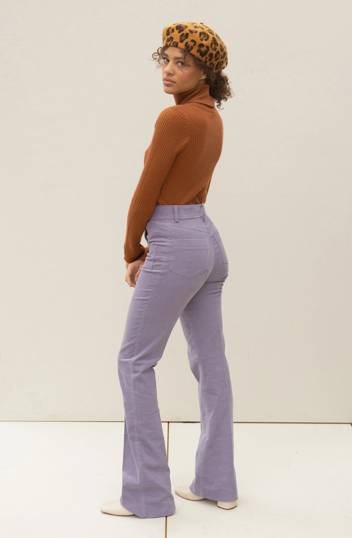 Le Pantalon Joplin Velours lilas, vue 3